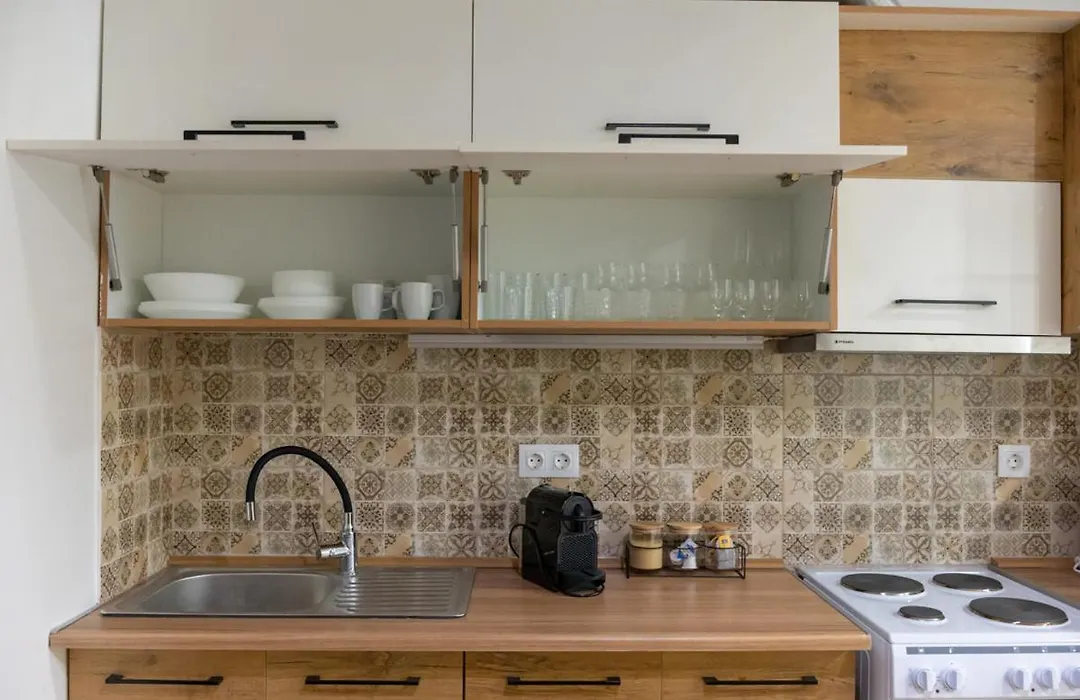 Entire Apt, Maisonette, 1 Bedroom-1